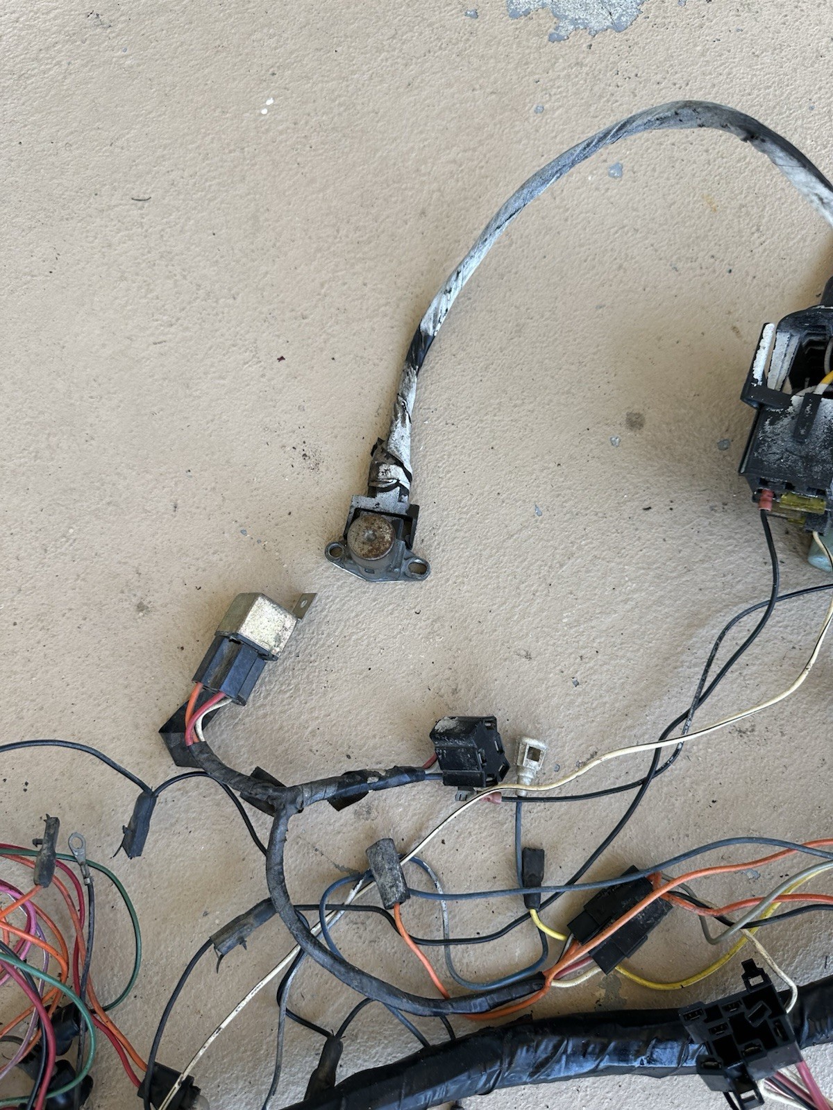 1983 Jeep Wrangler 4.2L Manual Dash Harness