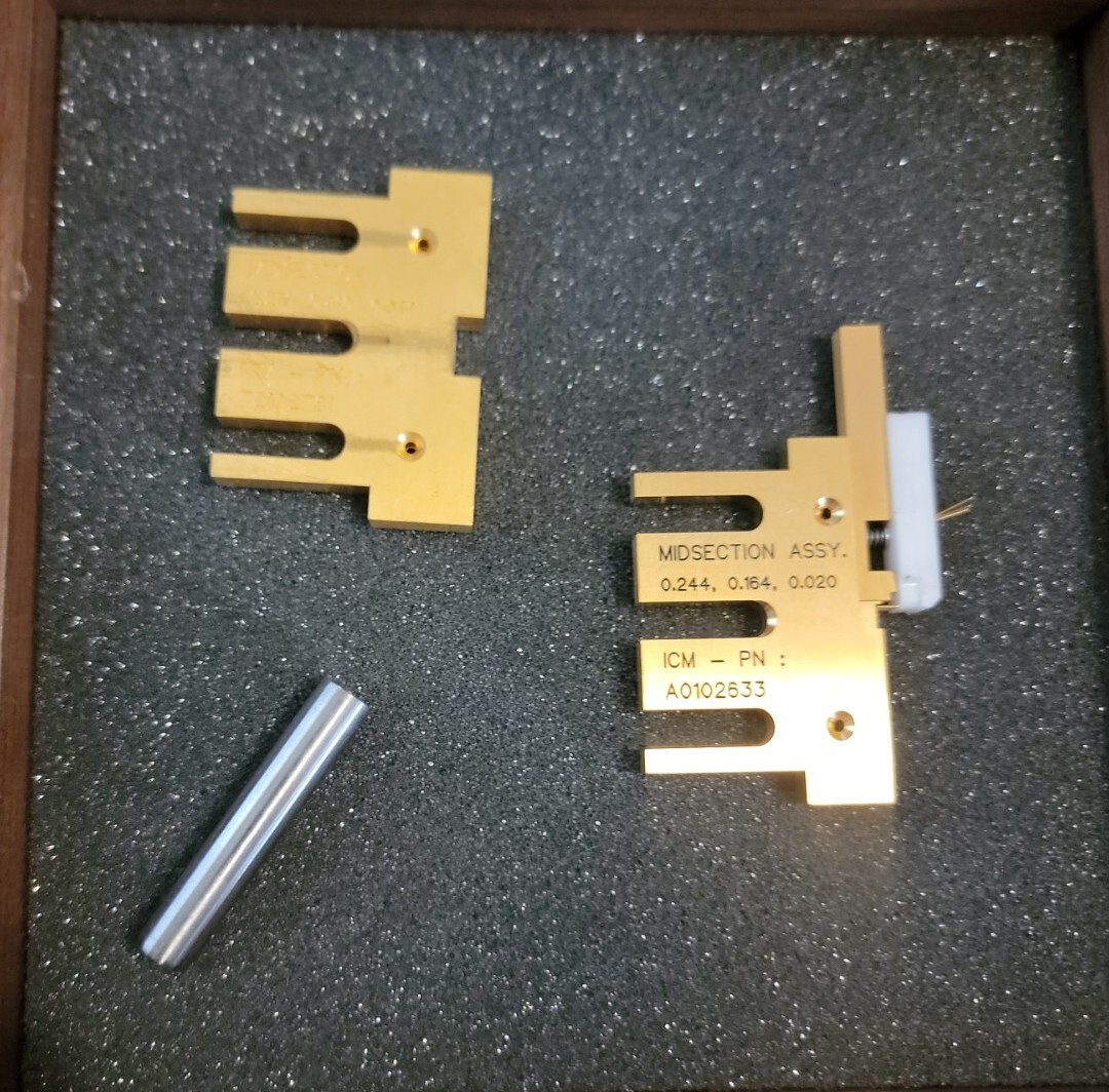 Inter-Continental Microwave TFC-1104 A0102689 Test Fixture