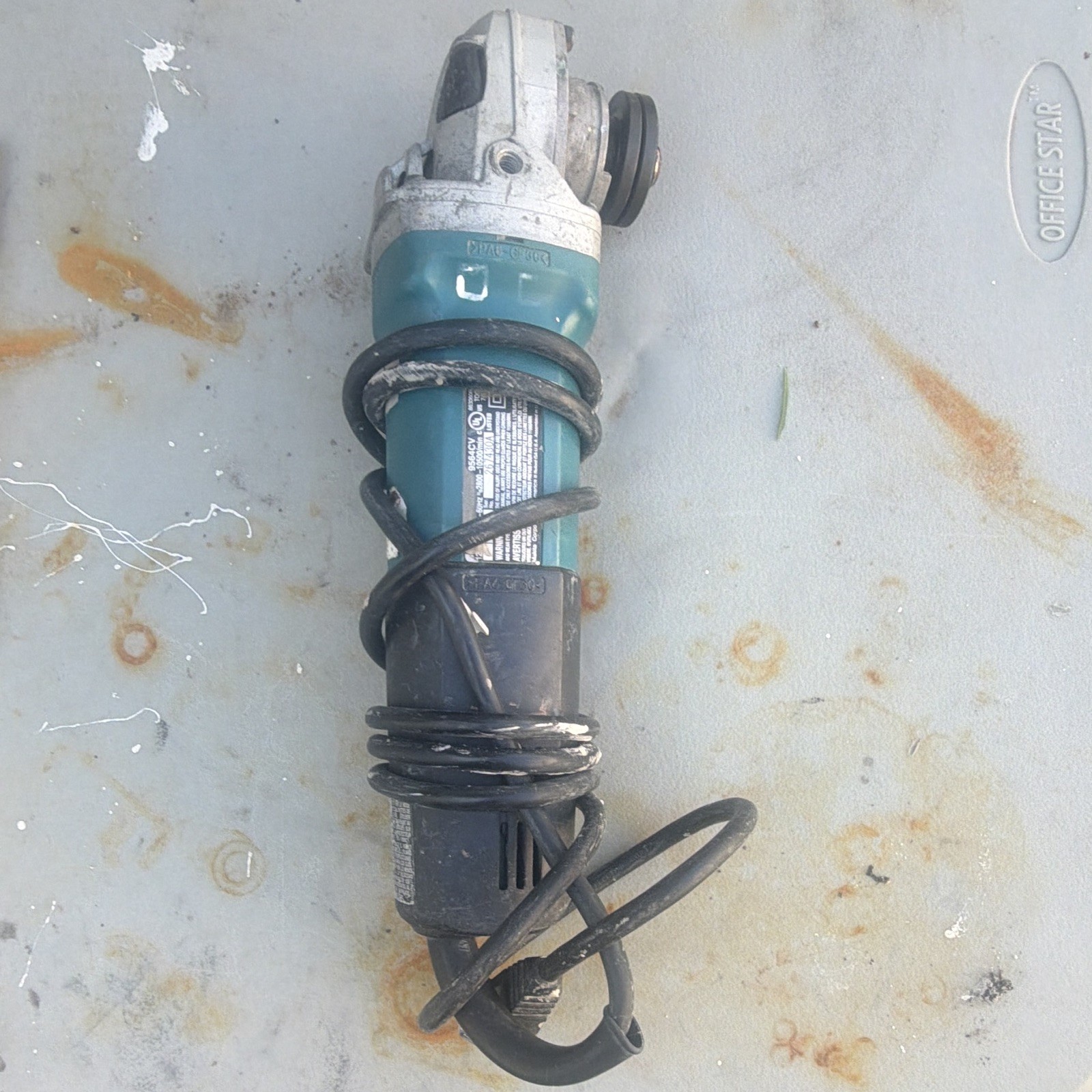 Makita 9564cv Angle Grinder 120v~ 60HZ n2800-n10500/min