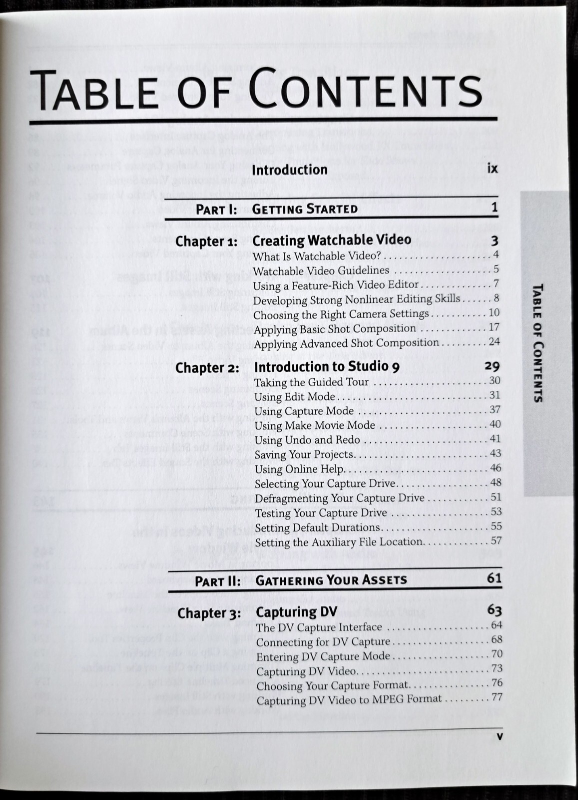 Pinnacle Studio Plus Version 9 Video Editing Software + Extras: Guide Book & DVD