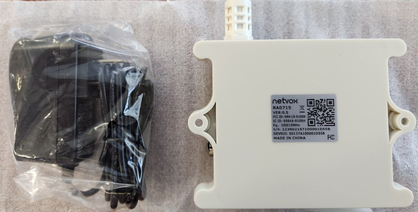 NEW Netvox RA0715 LoRaWAN wireless Temp/Humidity/CO2 Sensor
