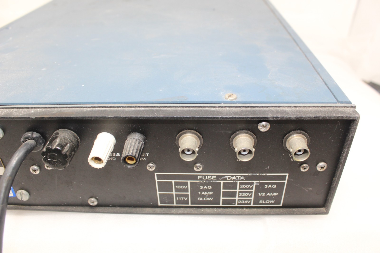 EXACT Electronics MODEL 14180 MULTIGENERATOR **TURNS ON / UNTESTED**