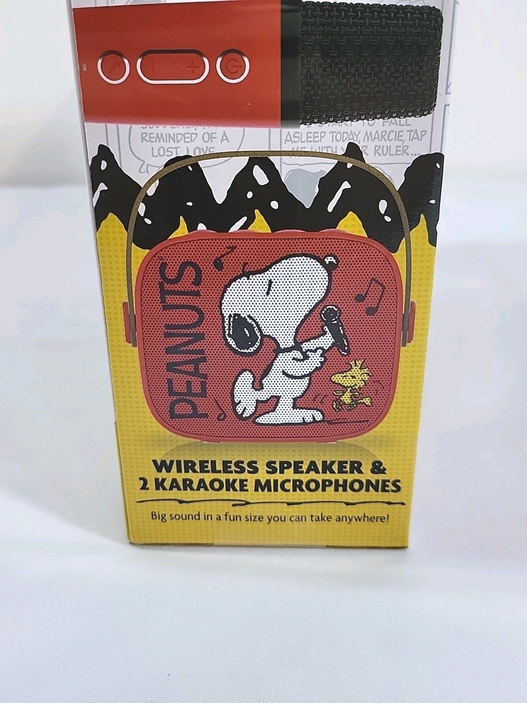 Peanuts New Snoopy Wireless Speaker & Karaoke Microphone Red/Black Set