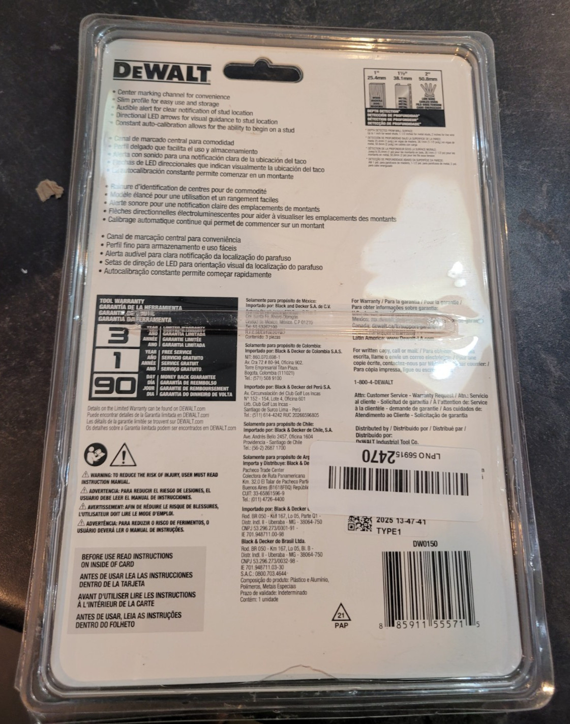 DEWALT DW0150 1-1/2" Center Detect Stud Finder Open Box