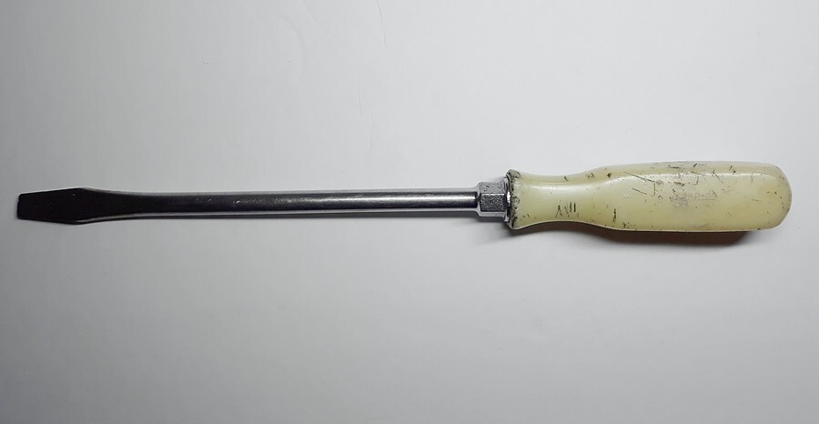 Vtg Snap-on ▪️SSD 8▪️ STANDARD / SLOTTED SCREWDRIVER, Pearl White HANDLE 🔸️ USA