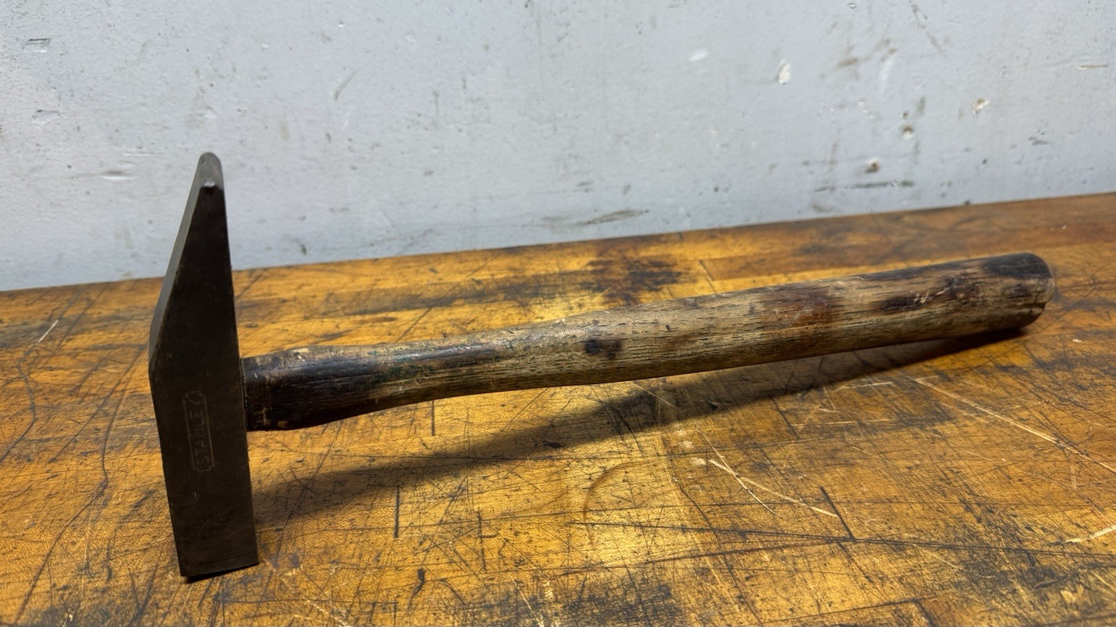Vintage Stanley Tinners RIVETING Hammer
