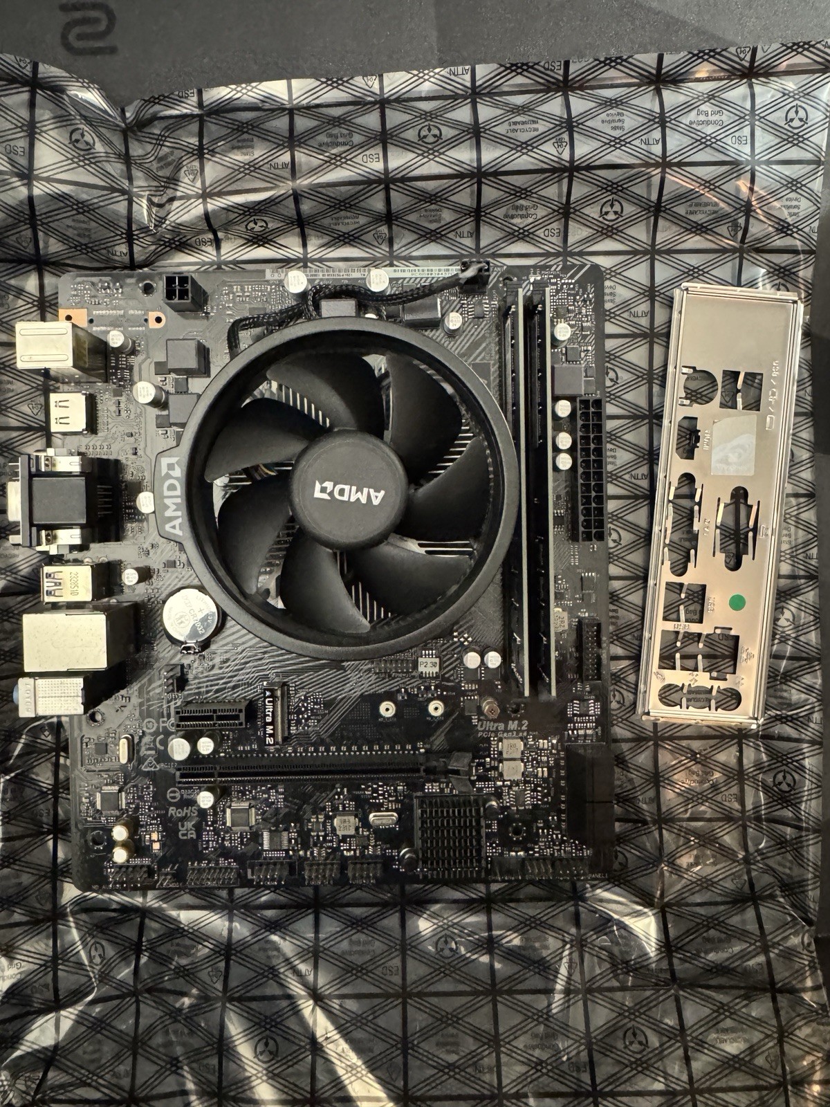 Ryzen 7 5700G + 16GB DDR4 + A520M HDV + Cpu Fan Bundle