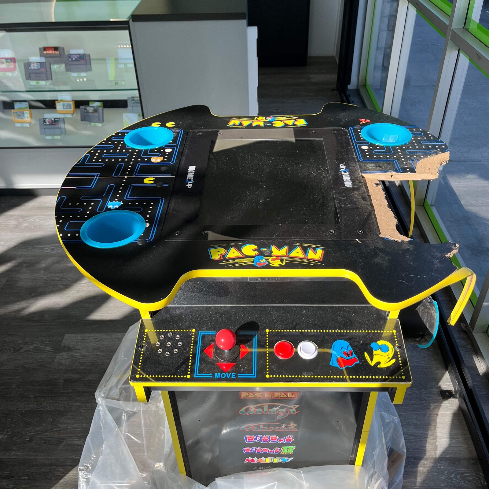 Arcade1Up PAC-MAN Pub Table Arcade Machine 12 Games, Light-Up Deck & Cup Hol