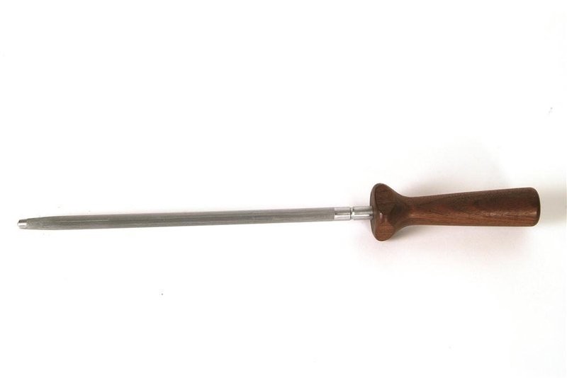 Chicago Cutlery Walnut Tradition 10-Inch Sharpening Steel