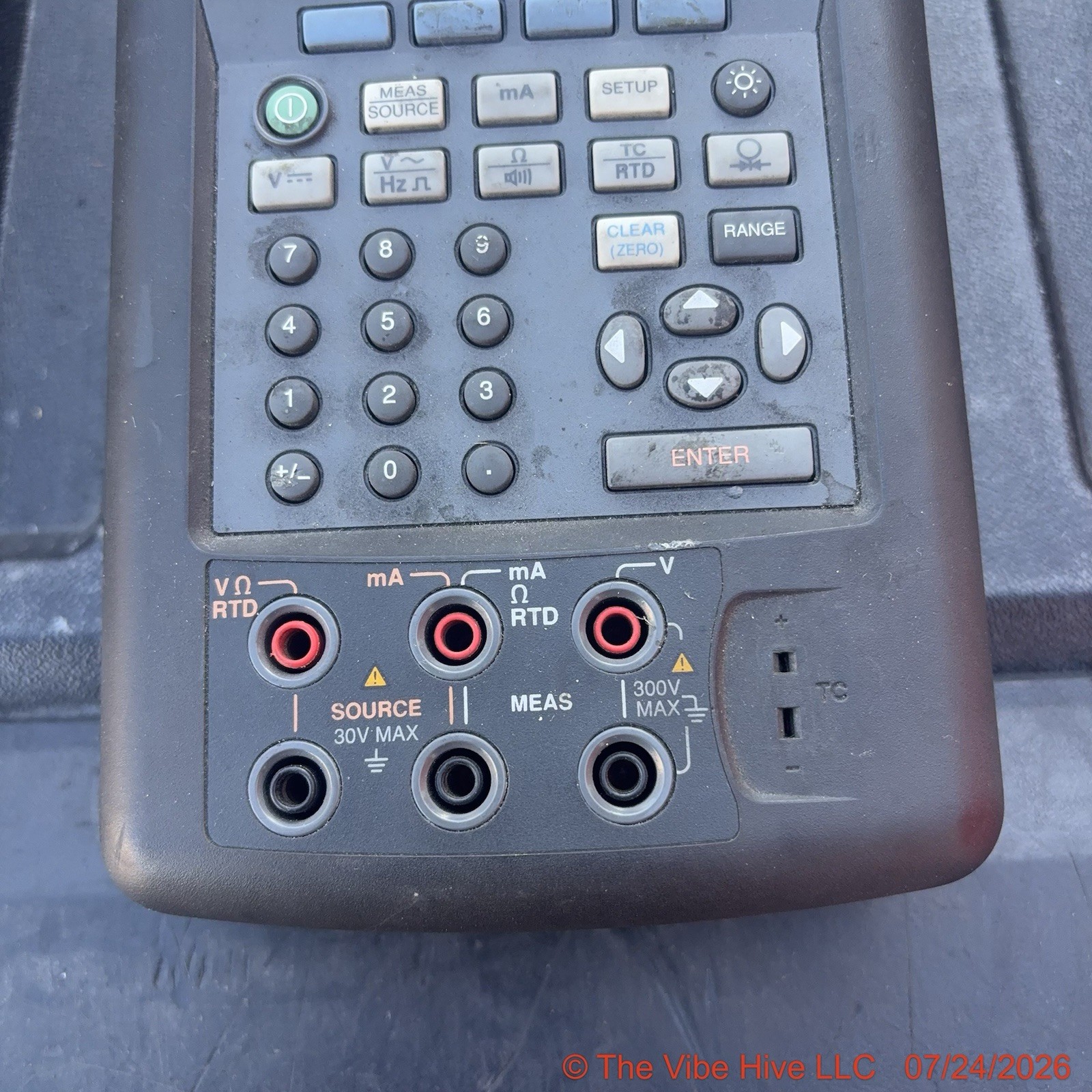Fluke 702 Documenting Process Calibrator Device Only
