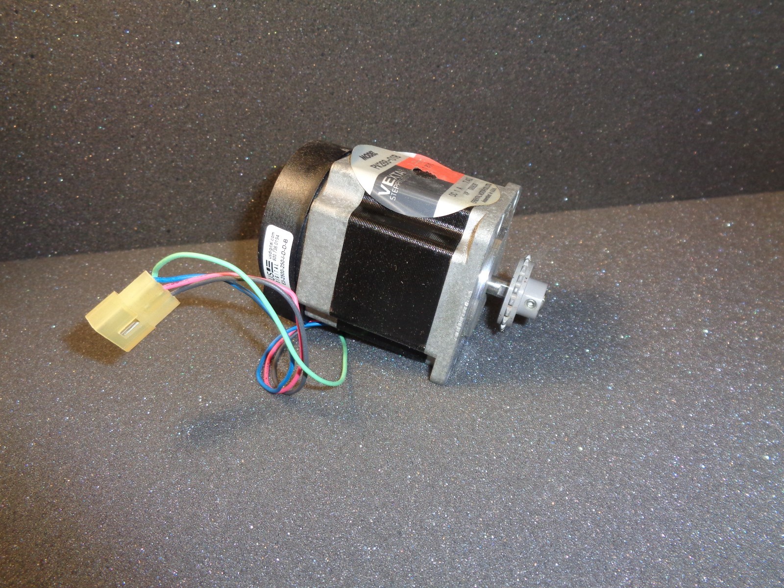 VEXTA PK266-01B Dual Shaft Stepper Motor 1/8" Step W/E3-2500-250IDDB Encoder