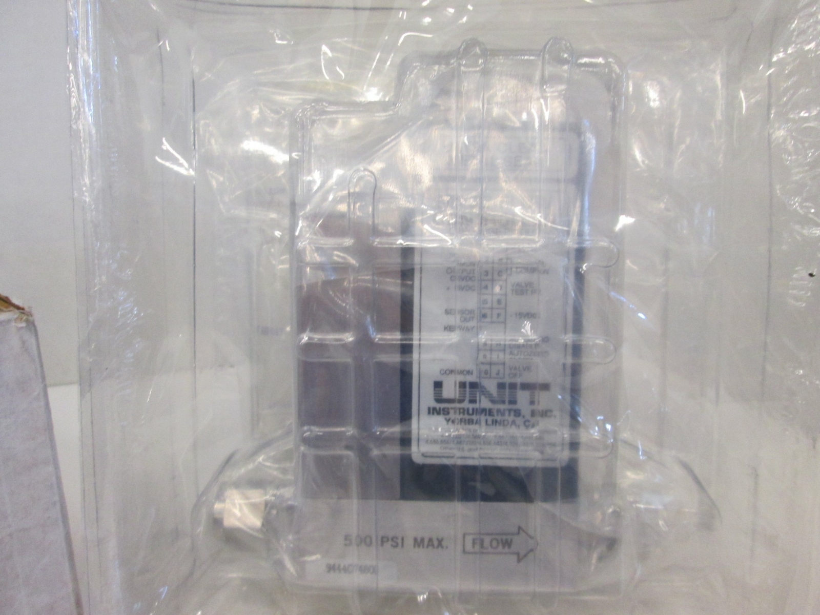 Unit UFC-1568, MFC, Mass Flow Controller, H2, 30 LPM, 1/4" VCR, Used