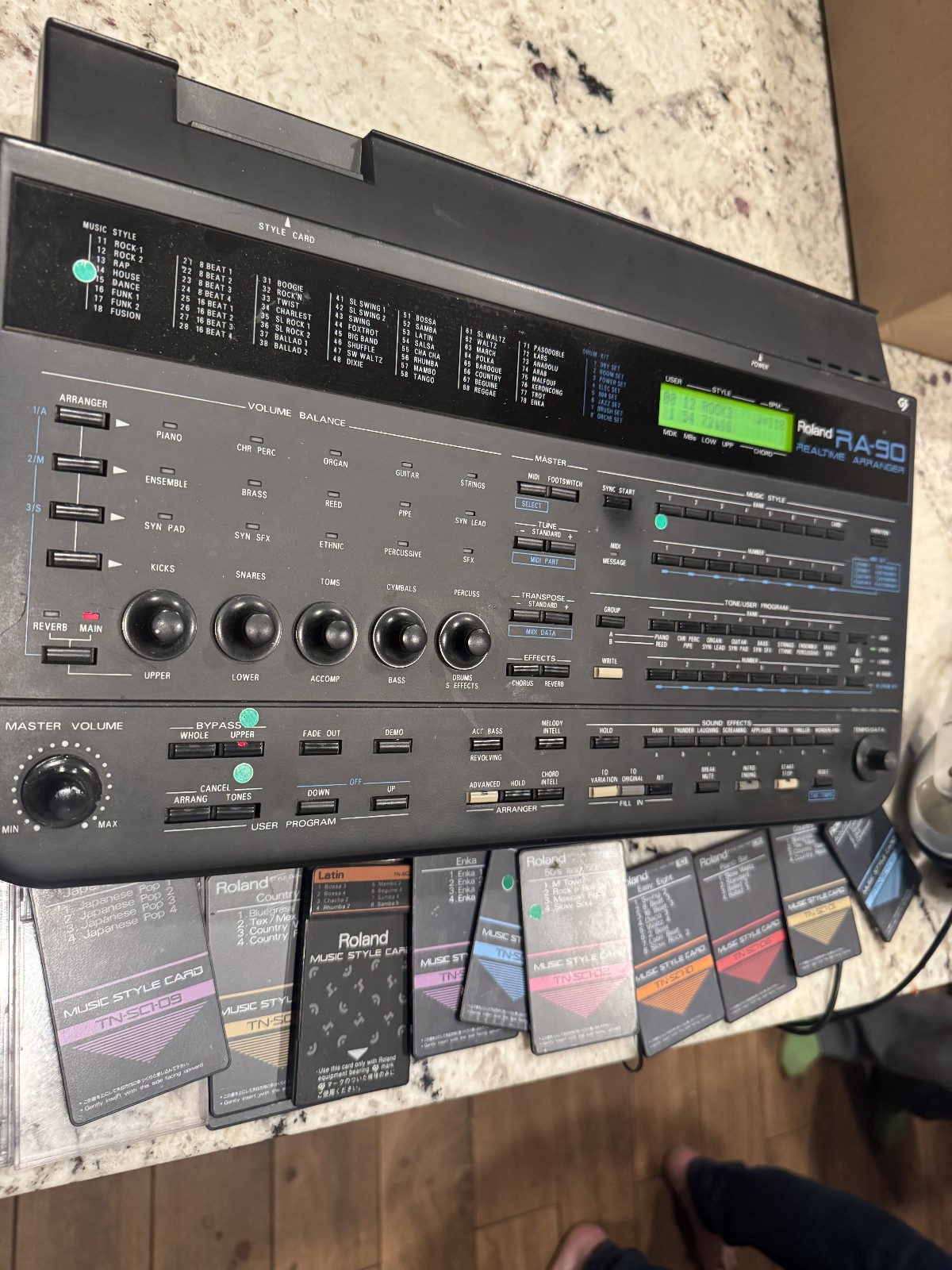 ROLAND RA-90 Real Time Arranger Sound Module with DC power supply  12 soundcards