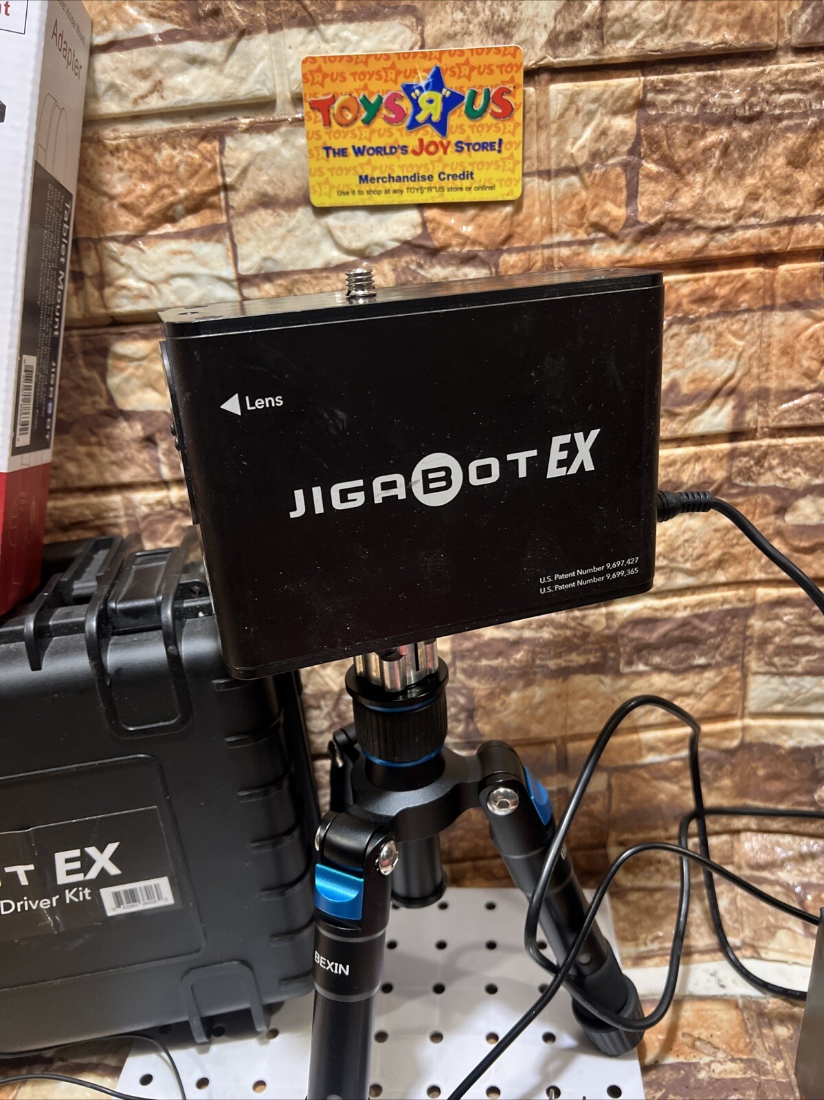 Jigabot EX - auto tracking camera robot with Dual DOT driver and DOTs w/Extras
