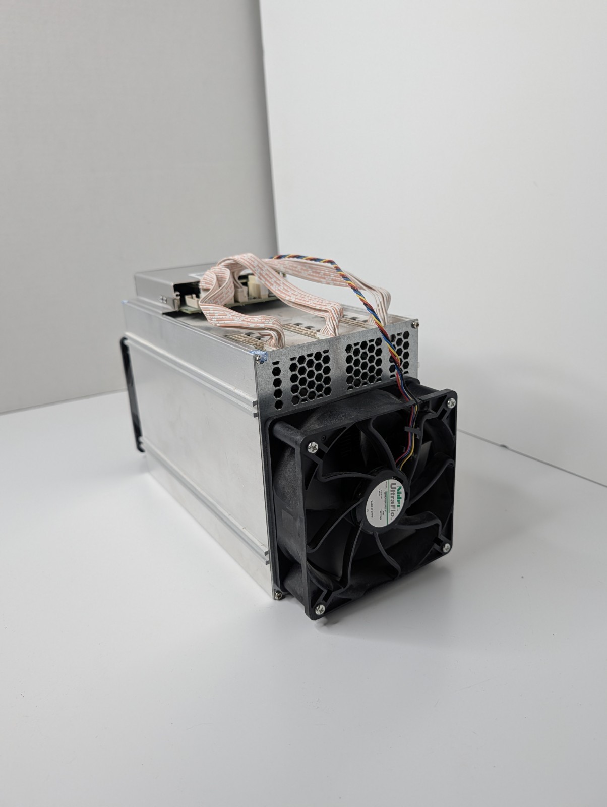 Bitmain Antminer D3  19.3T Dash Coin ASIC Cryptocurrency Miner