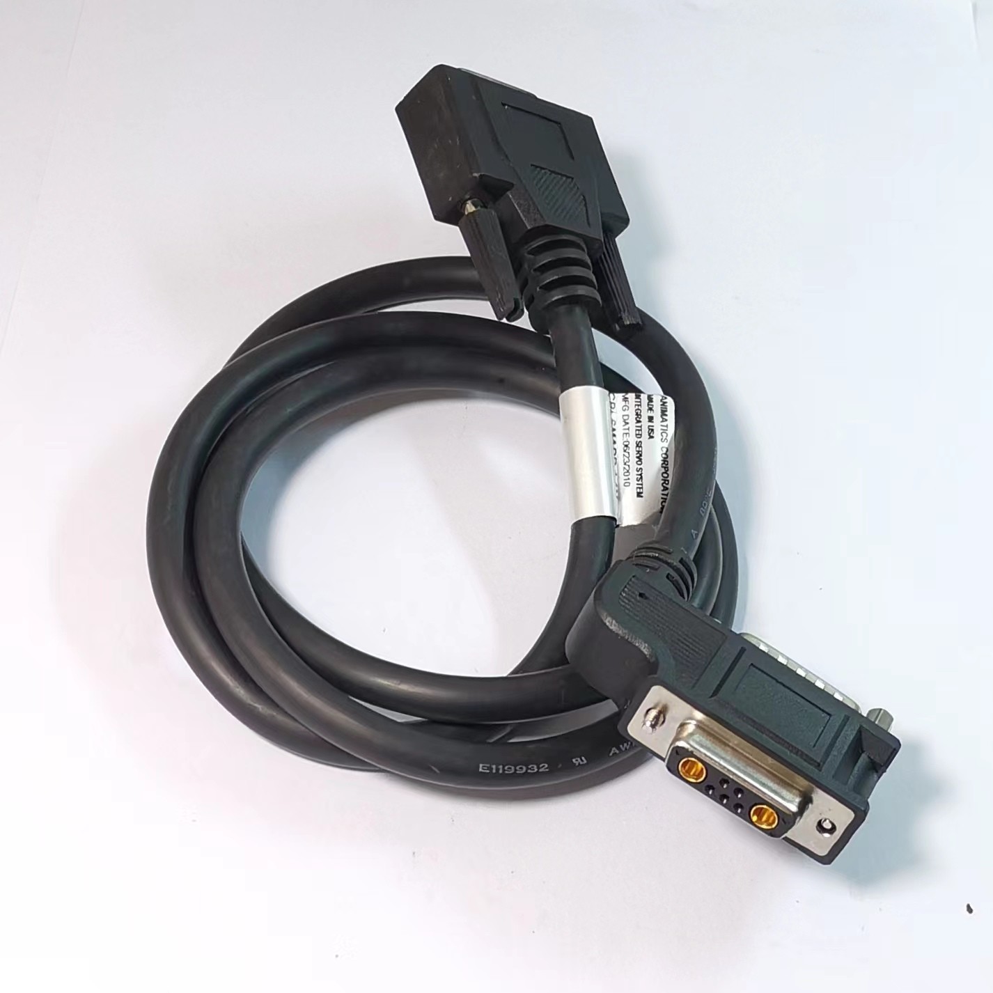 ANIMATICS CORPORATION connection cable 1 meter, functioning normally.