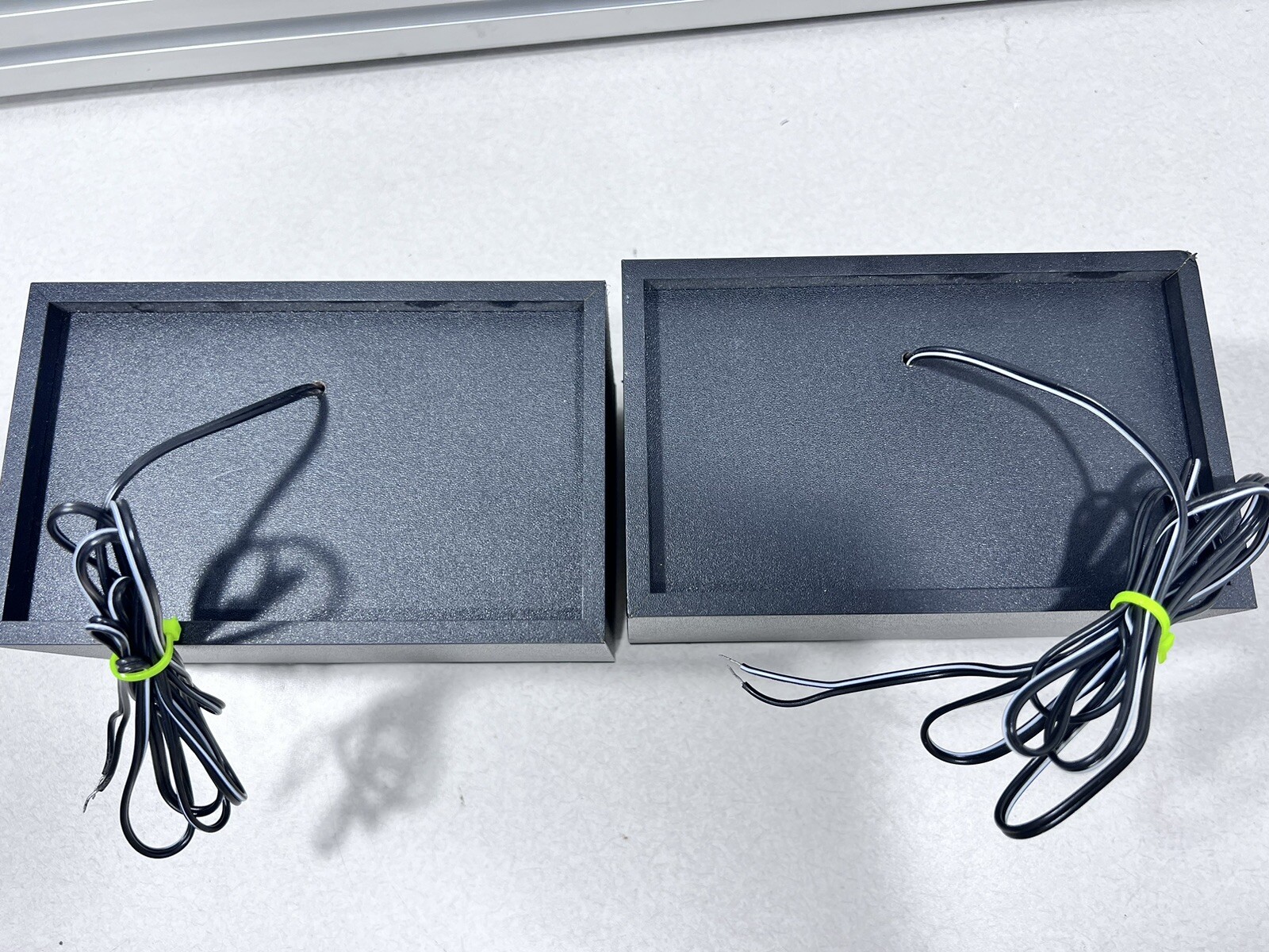 Thonet & Vander Laut BT Bluetooth Speaker Set- Working Great
