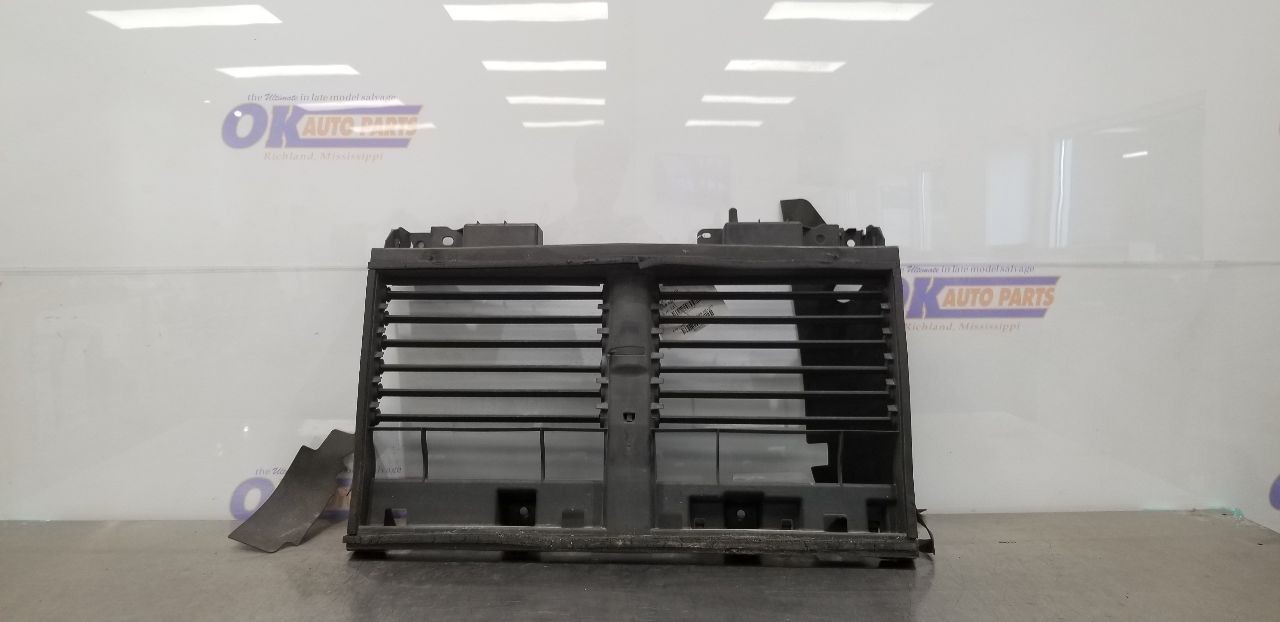 19 DODGE RAM 1500 NEW BODY AIR SHUTTER 5.7L