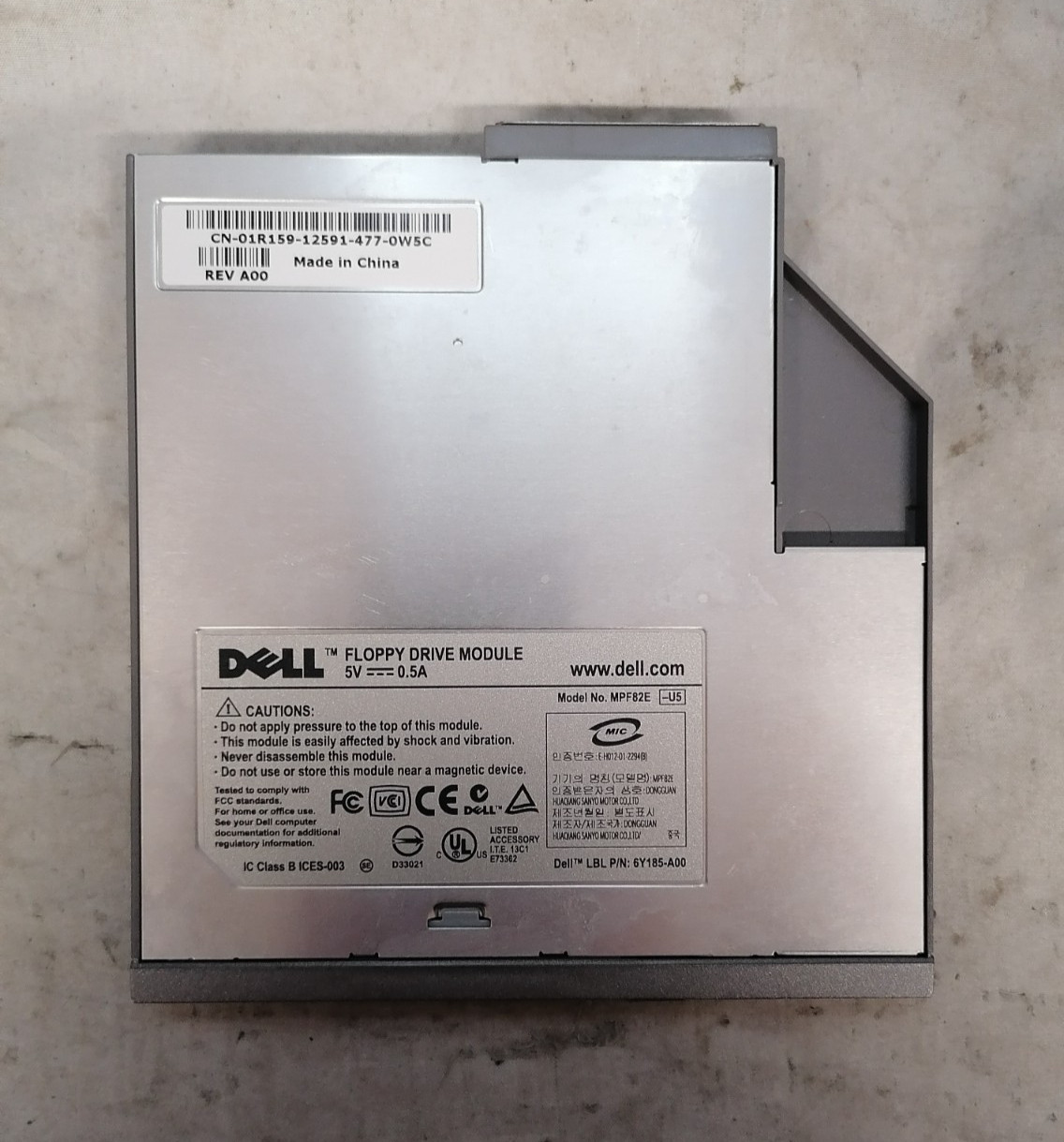 Dell 3.5-inch 1.44 MB Floppy Drive Module Model MPF82E P/N: 01R159