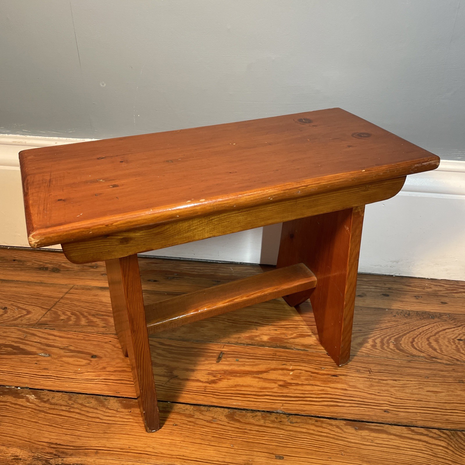 Vintage Rustic Country Cottage Old low Stool Bench