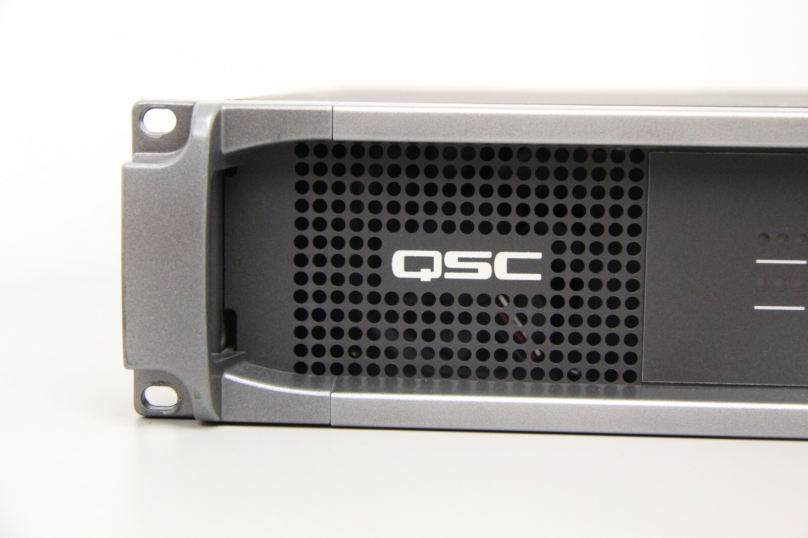 QSC Q-SYS I/O Frame 8s Integrated System Platform Shell No Cards