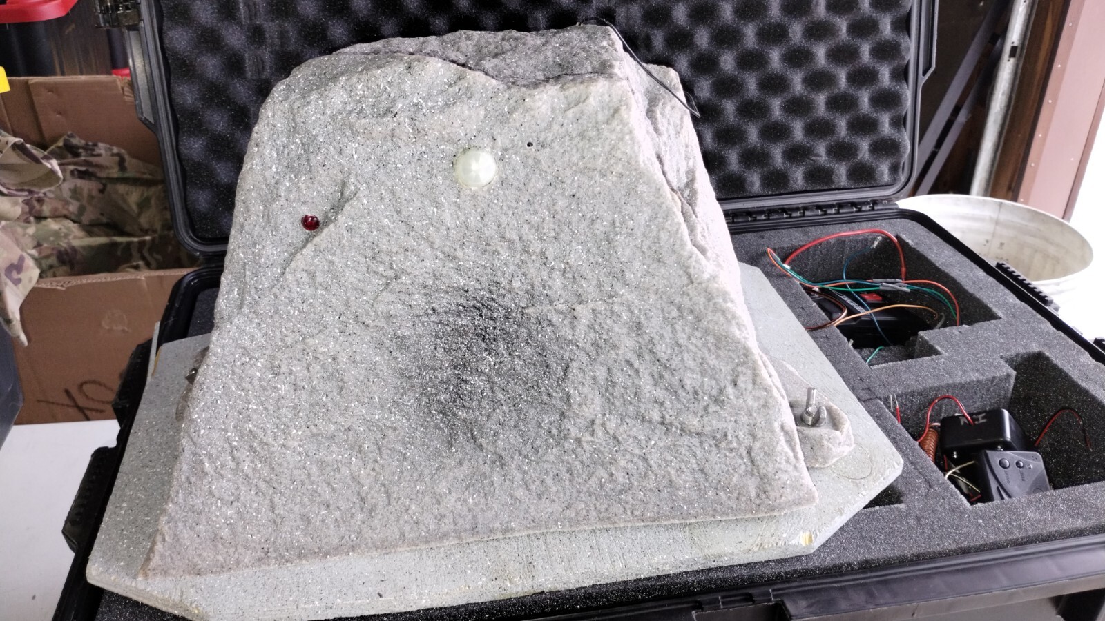 US Military IED  EOD Hidden Rock Inert EEP Training Kit MFG by AMTI