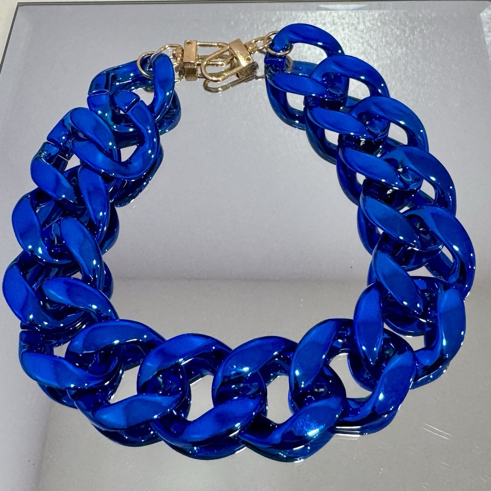 New Acrylic Metallic Blue Chunky Bag Chain 18 inches