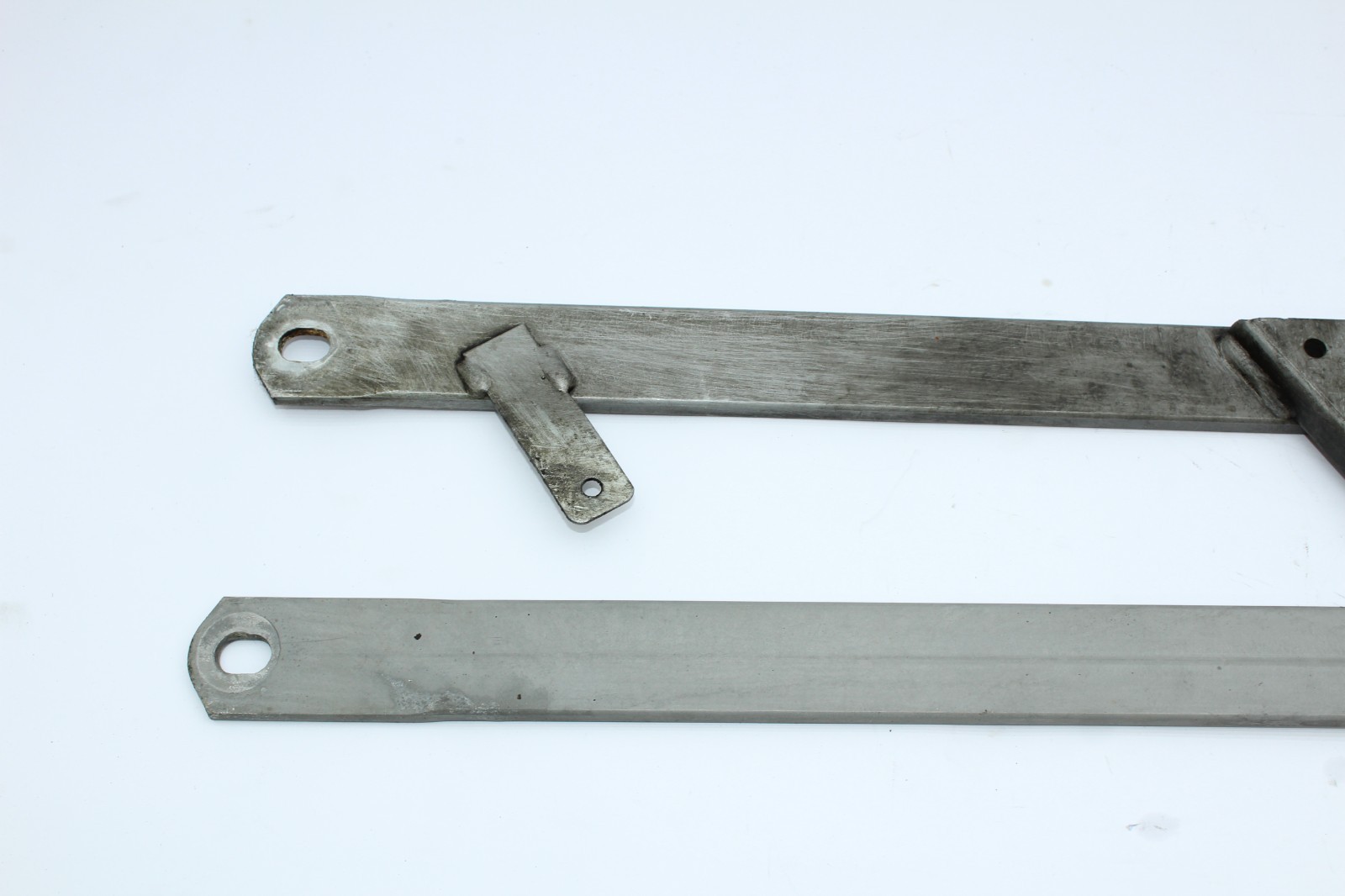 2007-2013 BMW E92 E93 328i 335i Front Subframe V-Brace Axle Strut Bracket Pair