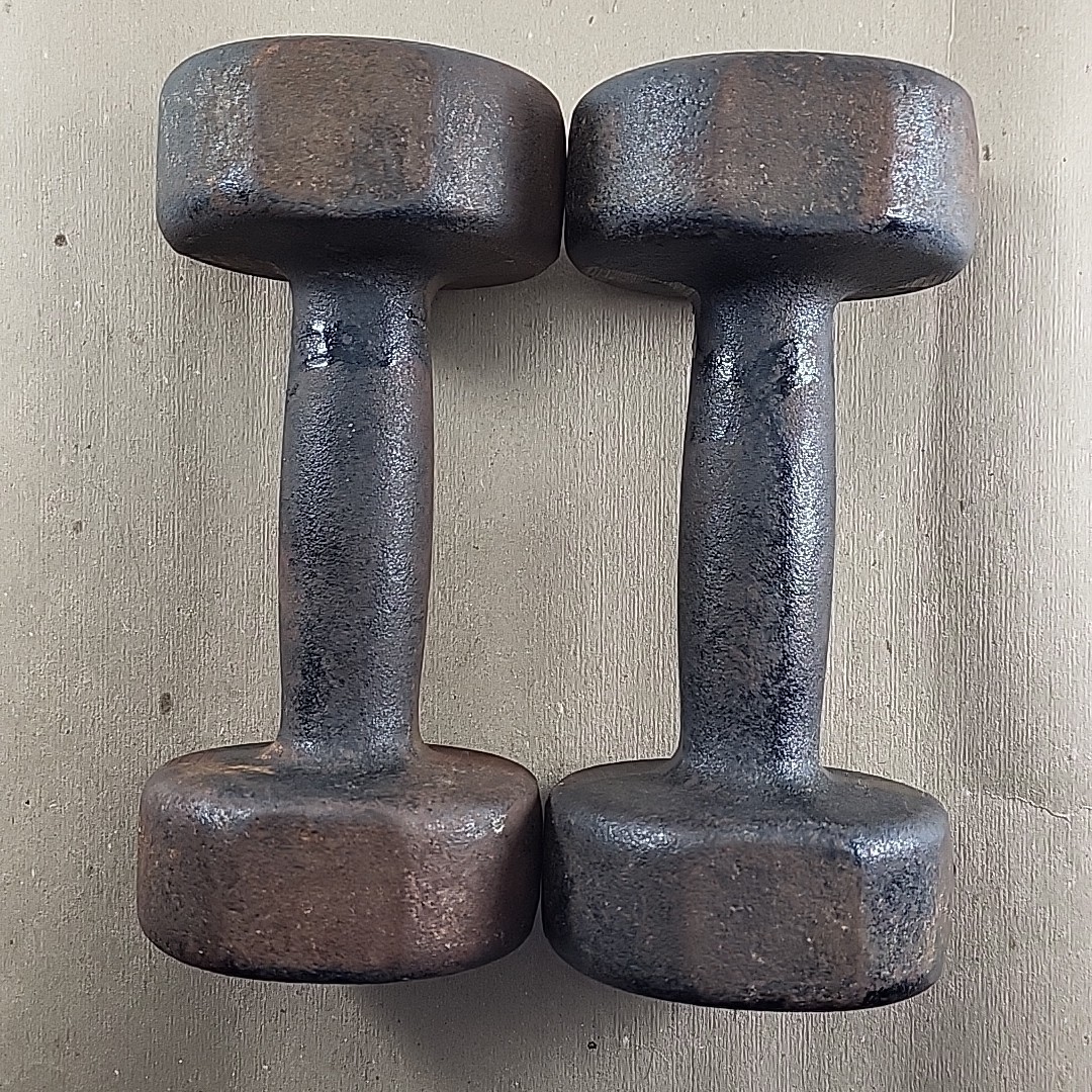 Vintage Pair YORK 10 Lb Roundhead Dumbbells Pre-USA Cast Iron Weights