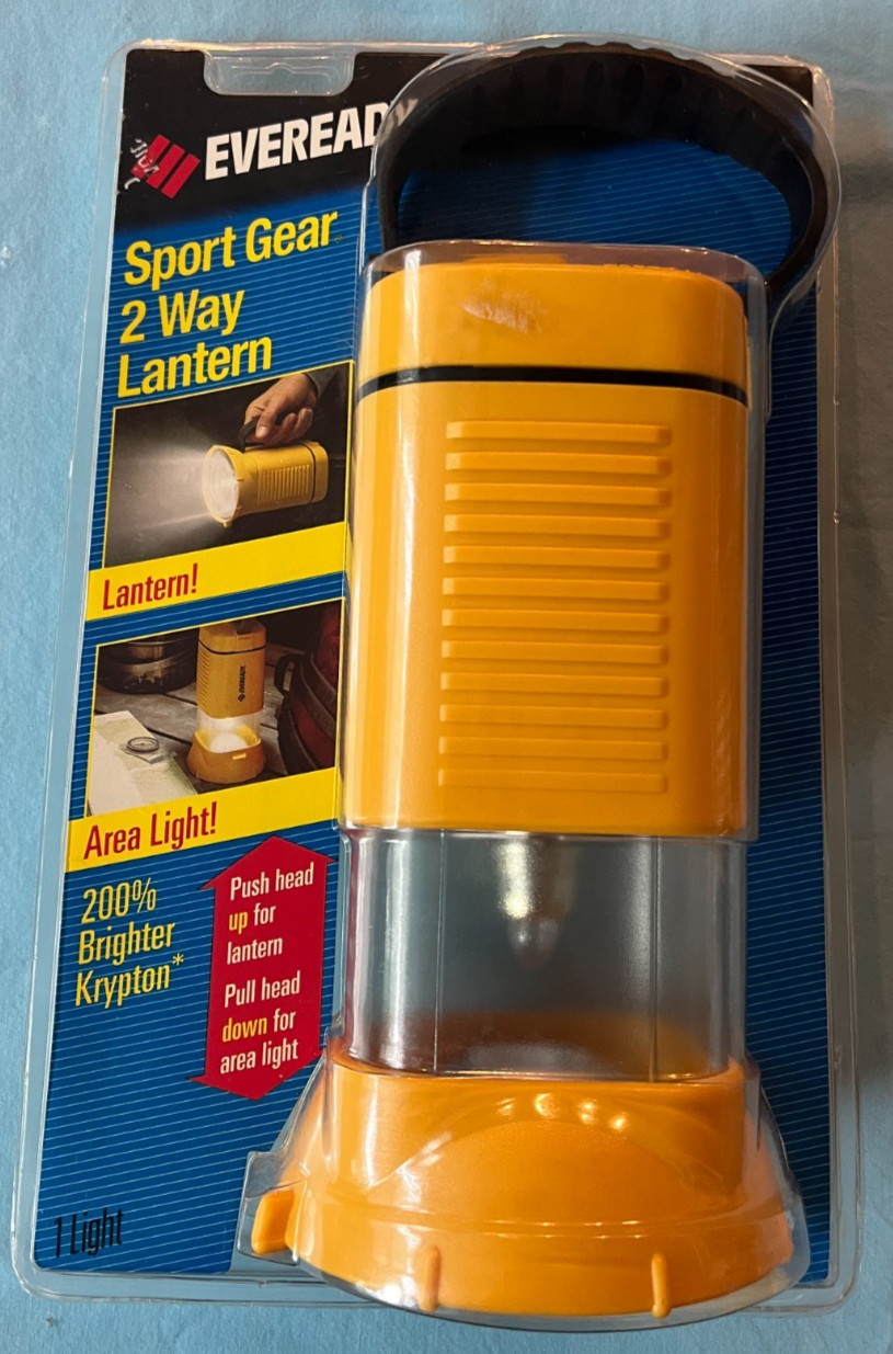 Eveready Sport Gear 2 Way Hanging Flashlight Lantern Area Light - New in Box