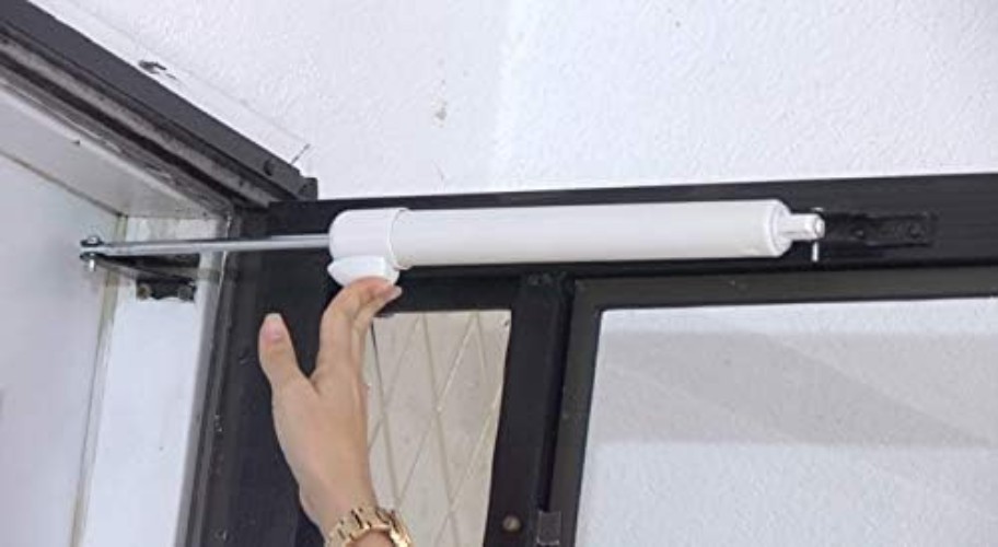 Touch 'n Hold Smooth - Heavy Duty Door Closer System Black