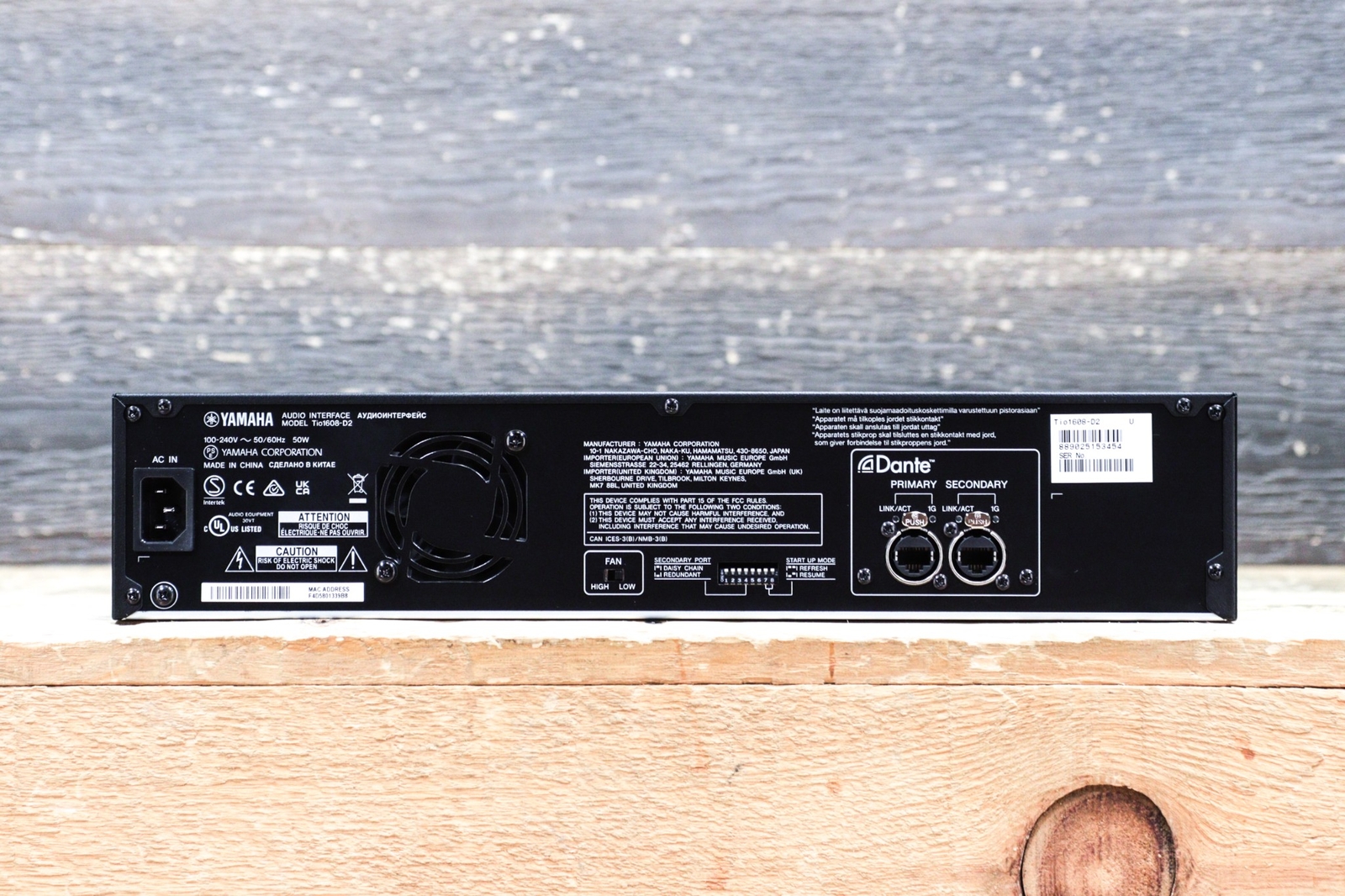 Yamaha Tio1608-D2 Audio Interface 16 mic/line Inputs Dante Stagebox I/O Rack
