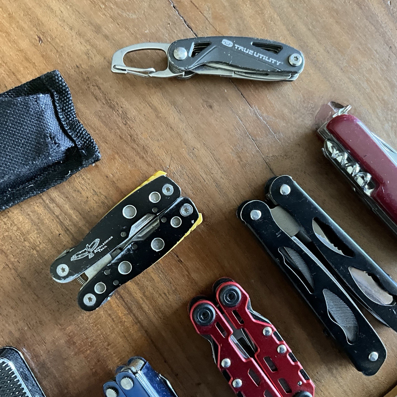 Mixed Pocket Knife Utility Multi-Tool Lot Sheaths