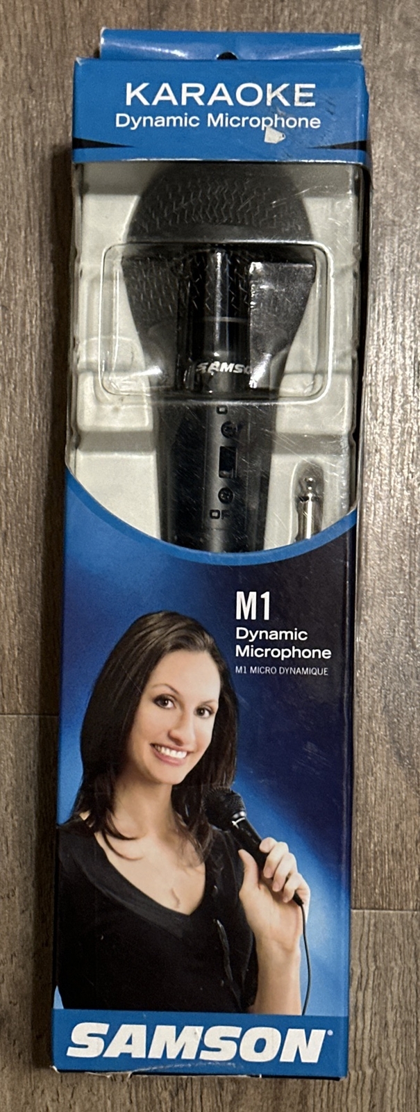 Samson M1 Karaoke Dynamic Microphone Plug-in Black Open Box
