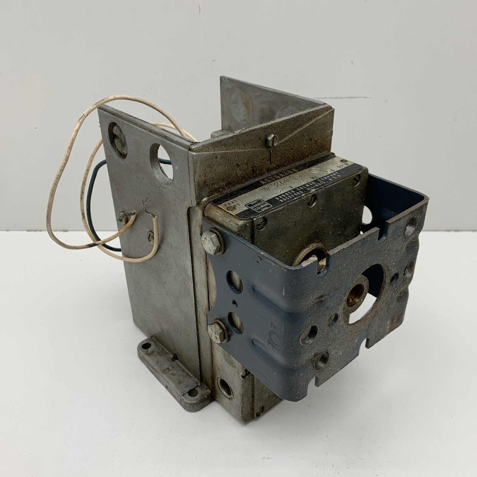 Barber-Colman MP-387-0-0-1 Actuator 24V 60HZ 2.0A 28W ~Missing Cover~