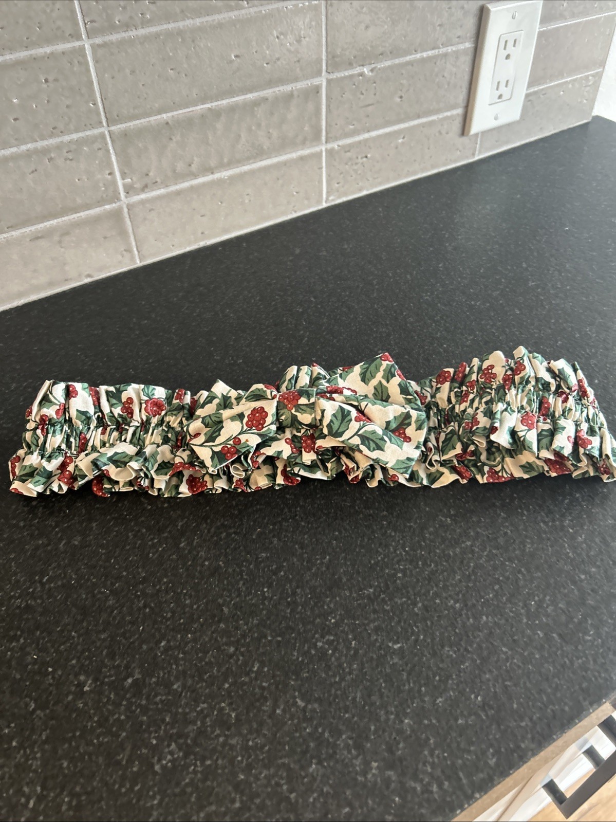 longaberger Large Garter In Holly