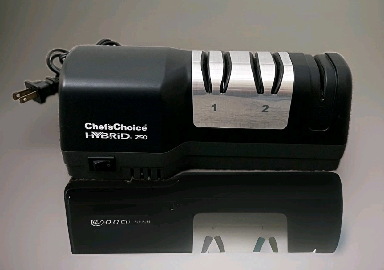 Chefs Choice Hybrid 250 Knife Sharpener