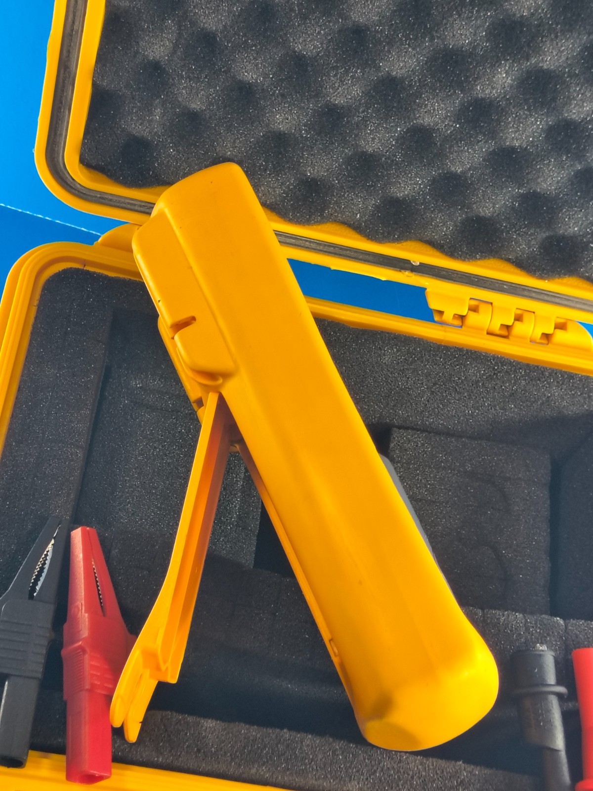 Fluke 787 ProcessMeter Calibrator Meter Multimeter