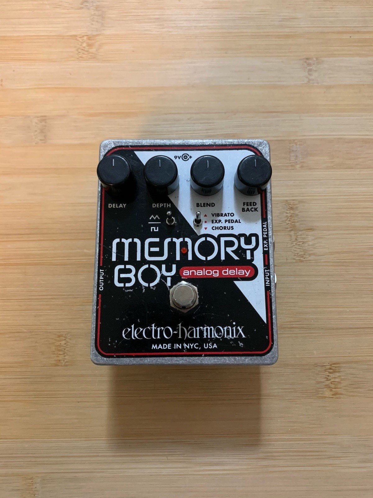 Electro-Harmonix Memory Boy Analog Delay Guitar Pedal