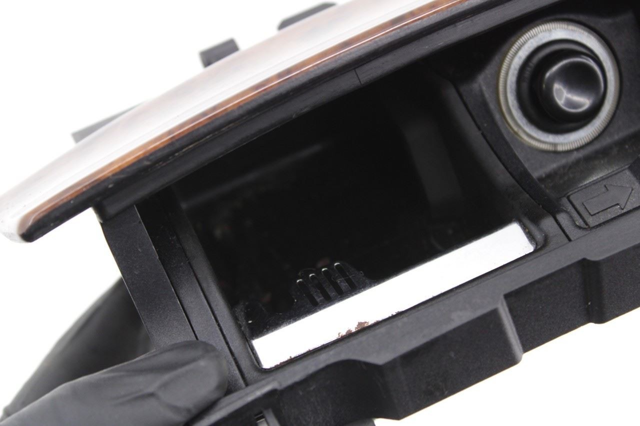 06-09 Mercedes-Benz CLK 350 Front Center Console Ashtray Housing Trim 2096800550