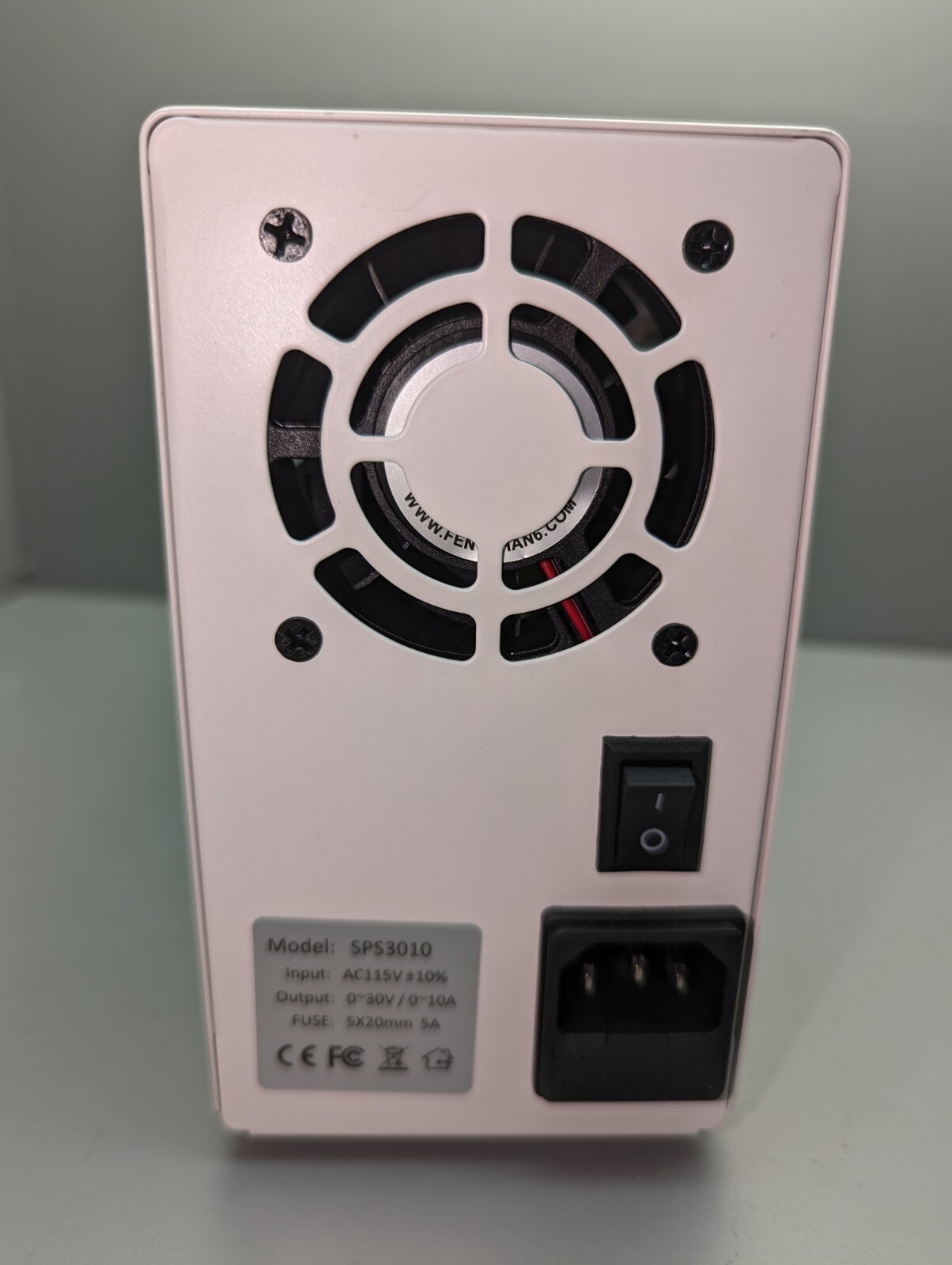 Kungber SPS3010 DC Power Supply