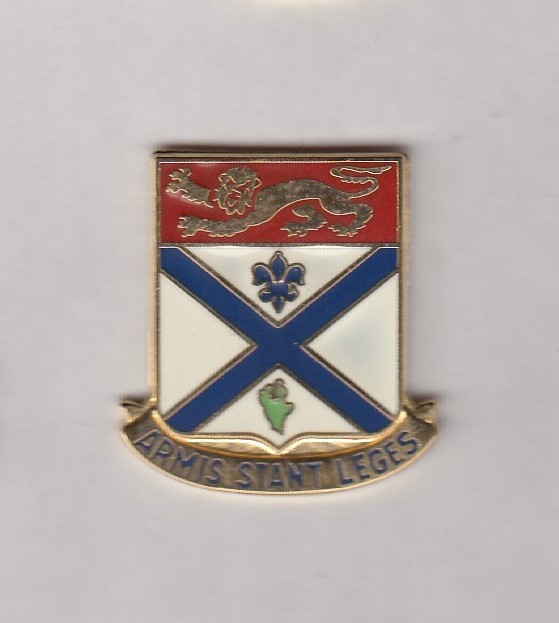 US ARMY 169th INFANTRY REGIMENT crest DUI badge c/b clutchback P-23