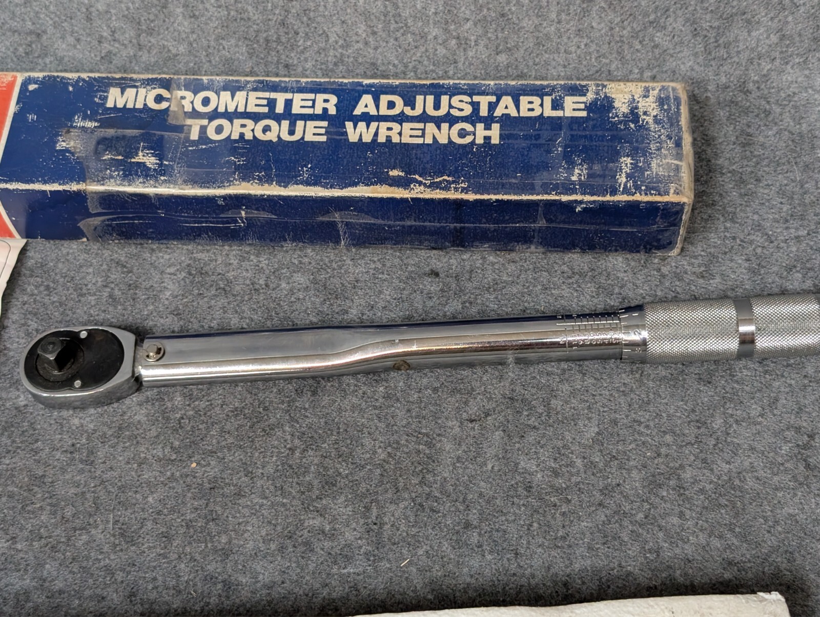 Continental 3/8" Drive Ratcheting Head Micrometer Torque Wrench 10-80 ft-lbs