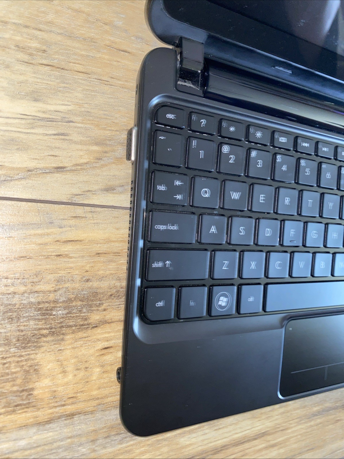 HP Mini 210 / 210-1076NR - Atom N450 - Tested & Working Reset Completely