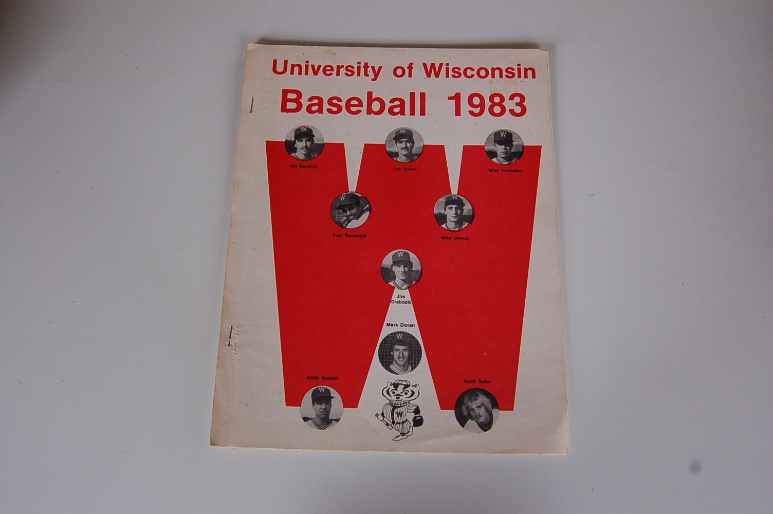 1983 University of Wisconsin College Baseball Guide