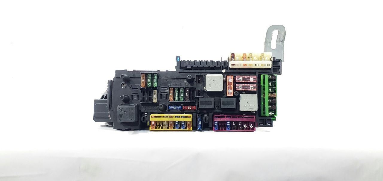 2013 MERCEDES E550 CLS OEM Rear SAM Relay Fusebox Actuation Module