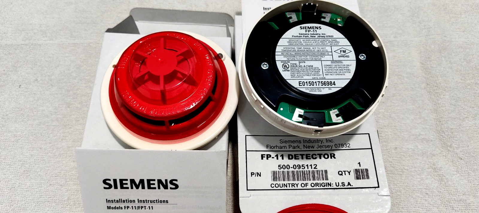 Siemens  FP-11 Smoke Detector with Base B.New