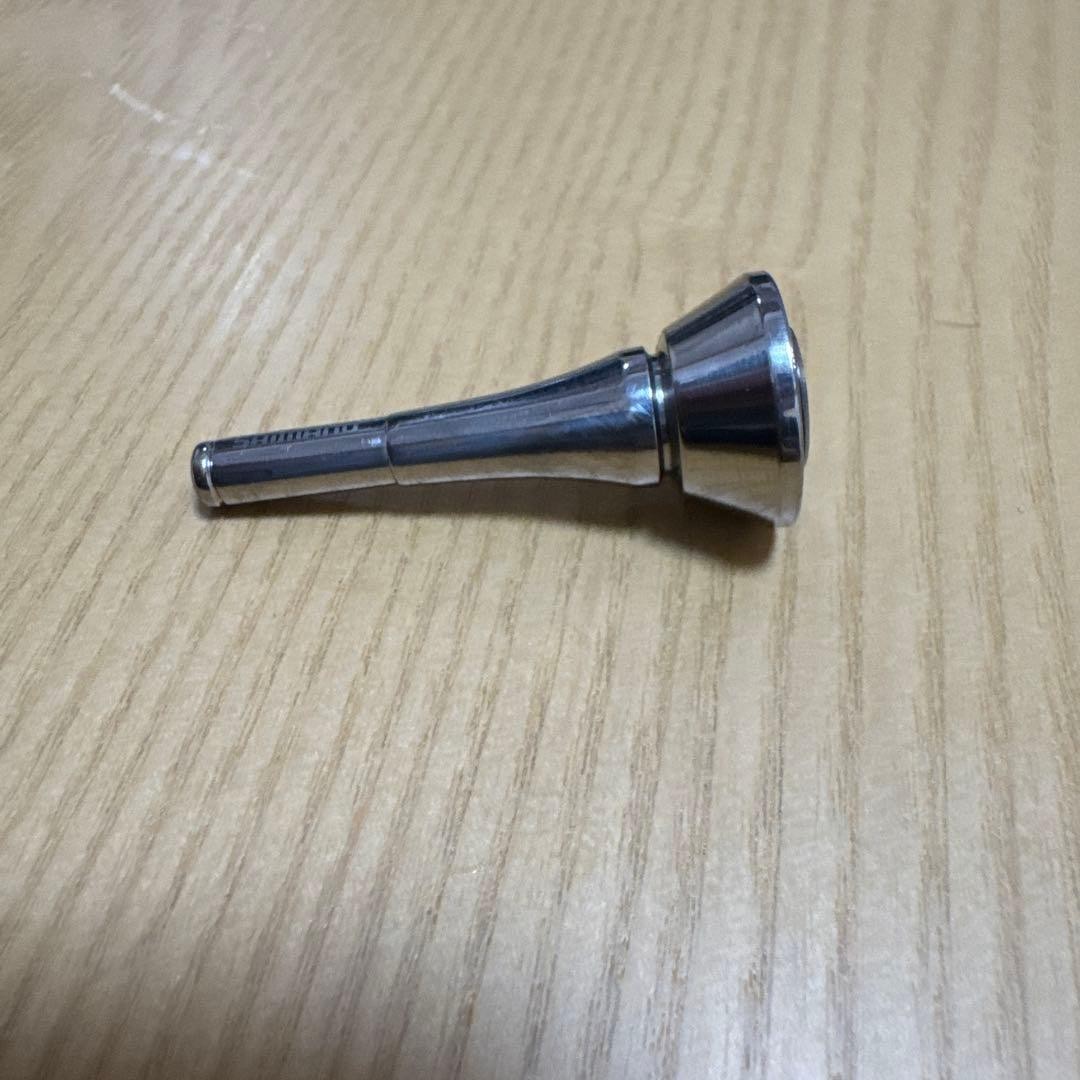 Reel Stand Yumeya Titanium