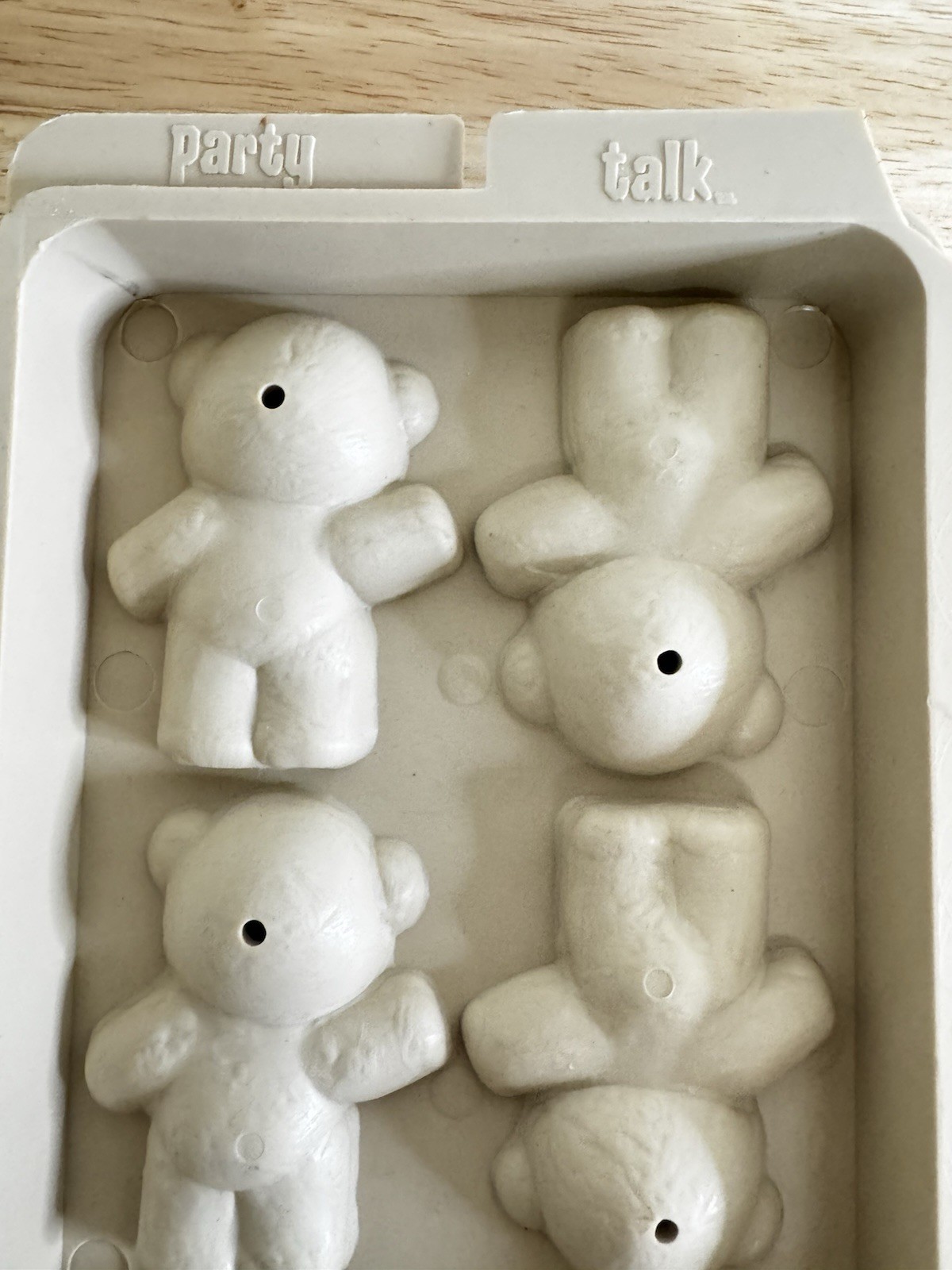 Vintage Party Talk Bear 8 Compartment Ice Cube Chocolate Candle Soap Mold