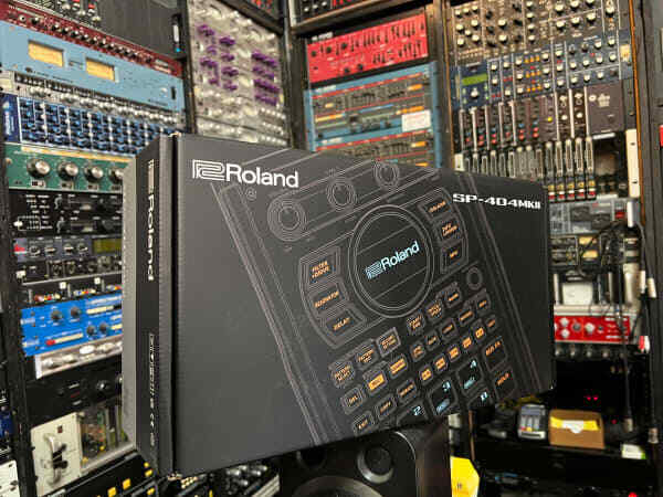 Roland SP-404MKII Linear Wave Sampler SP 404 MKII New york City   ARMENS
